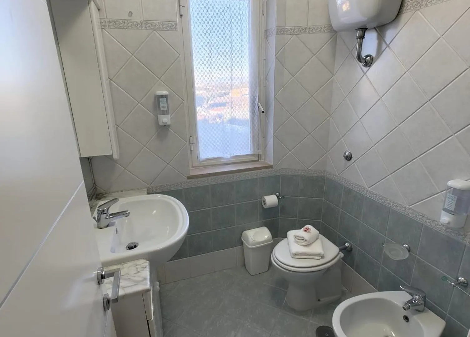 Mia Domus Guest Holiday Ciampino 0*,  Italy
