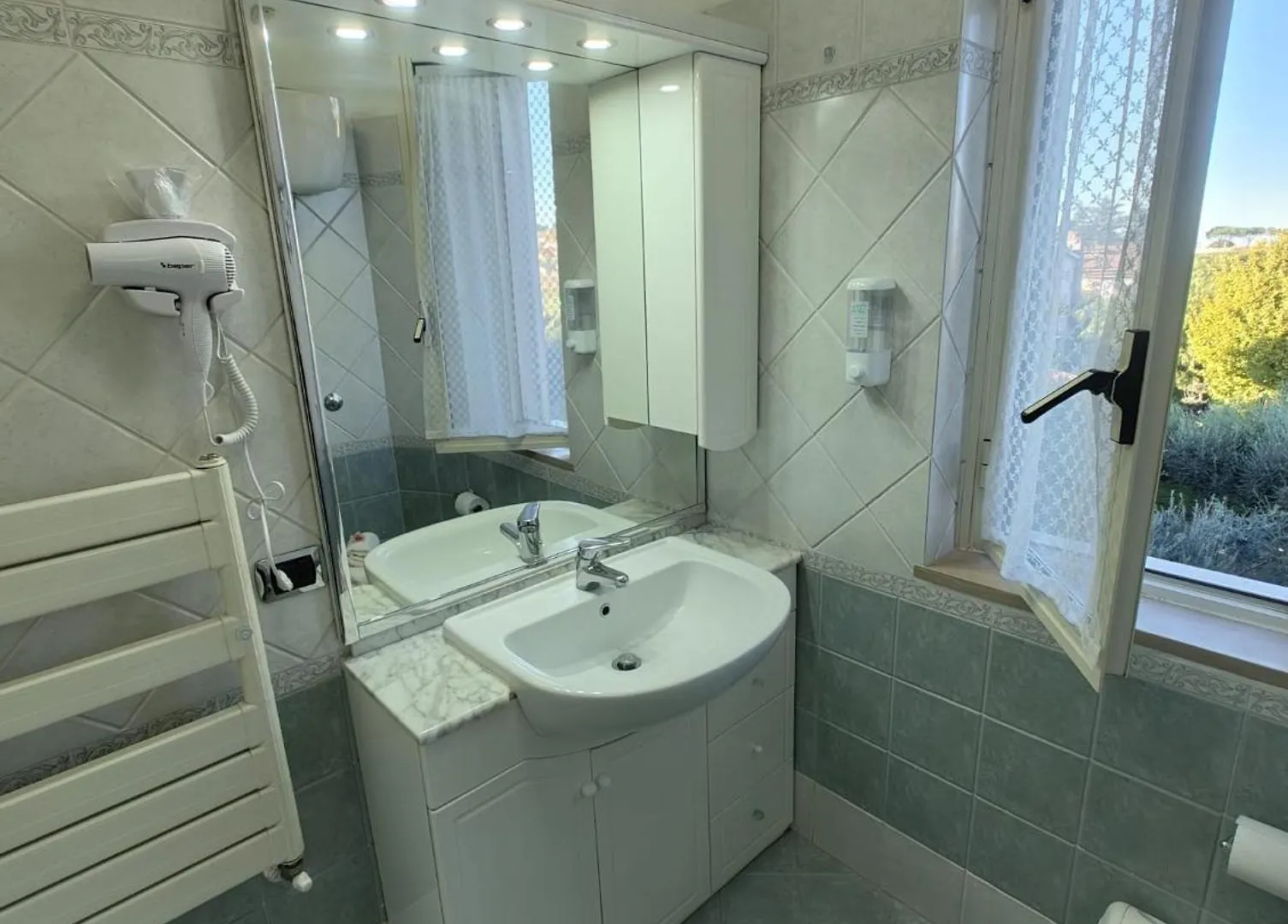 Apartment Mia Domus Guest Holiday Ciampino